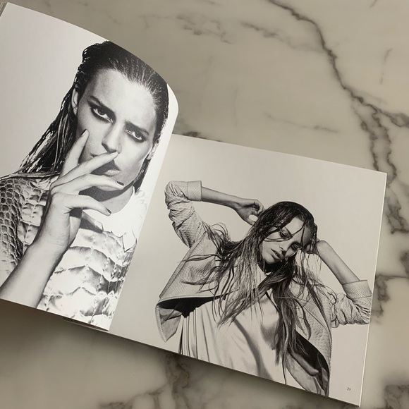 Brunello cucinelli coffee table book - Picture 4 of 6